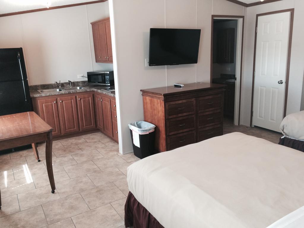 Oasis Lodge Big Lake Phòng bức ảnh